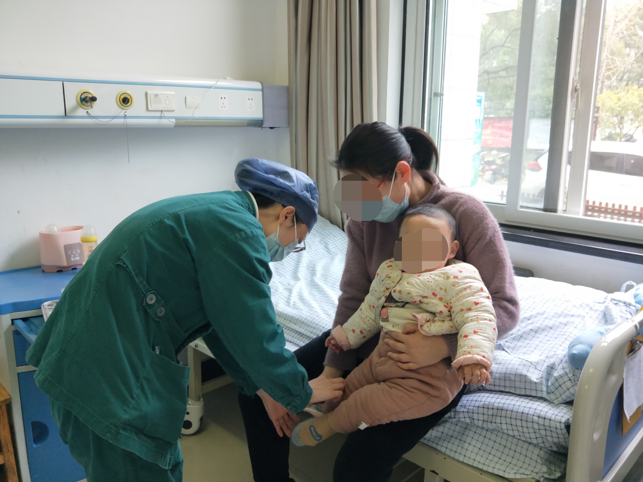小旭在普通病房_看图王.jpg