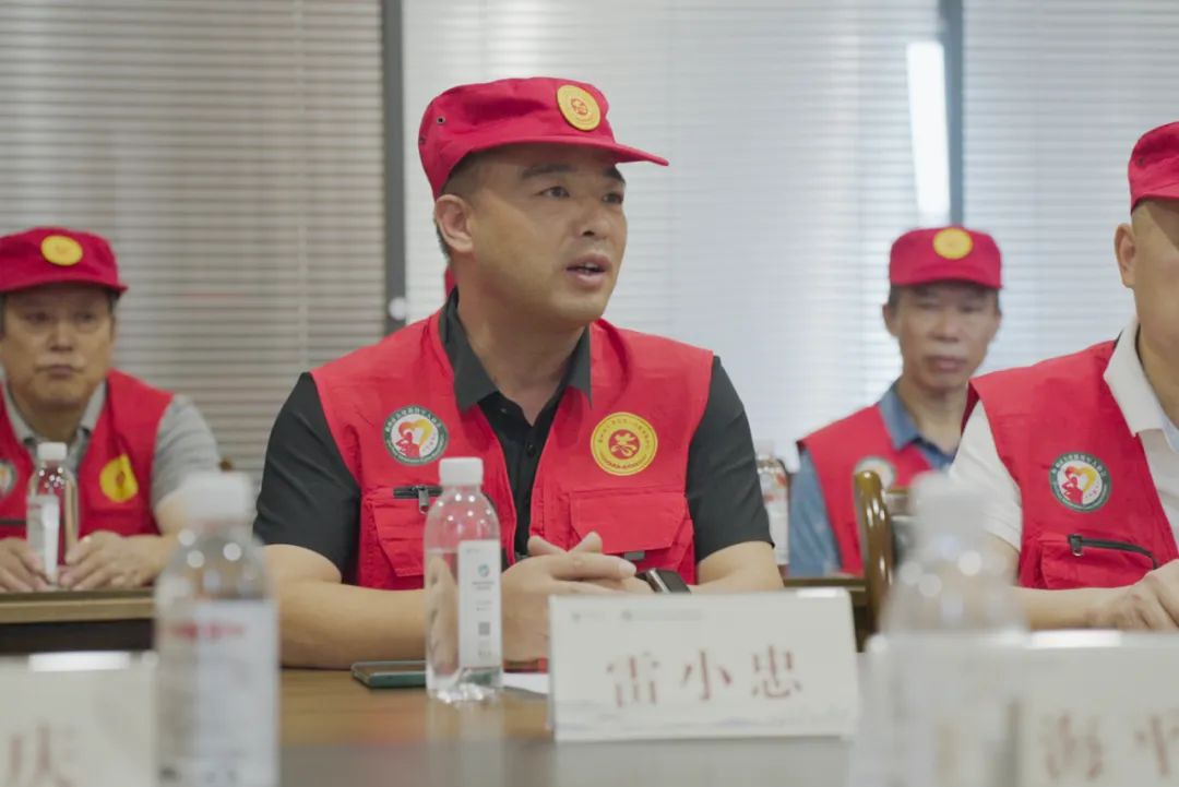 志愿者.jpg